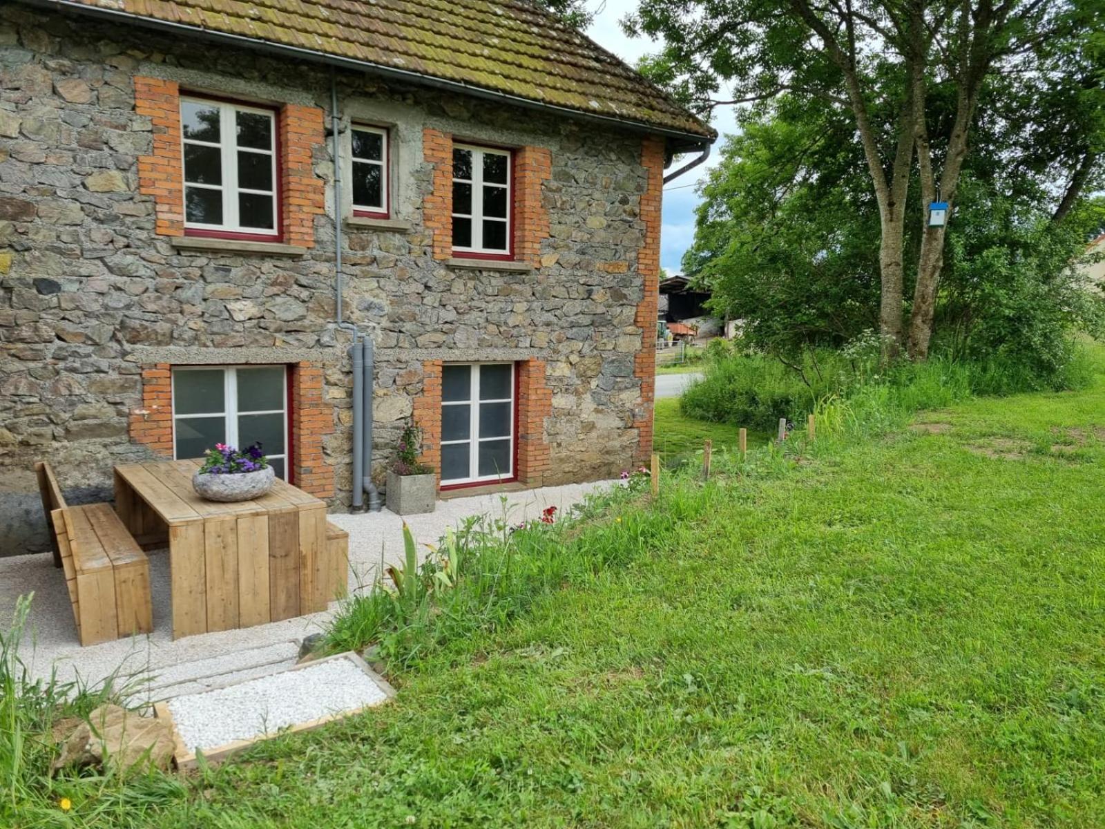 Le Montaurier Apartment Combrailles Exterior photo